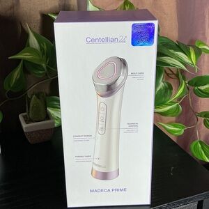 Madeca Prime Facial Device - White and Silver